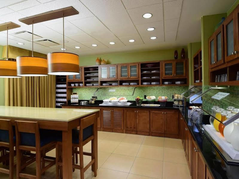 Hyatt Place Dallas Las Colinas Irving Esterno foto